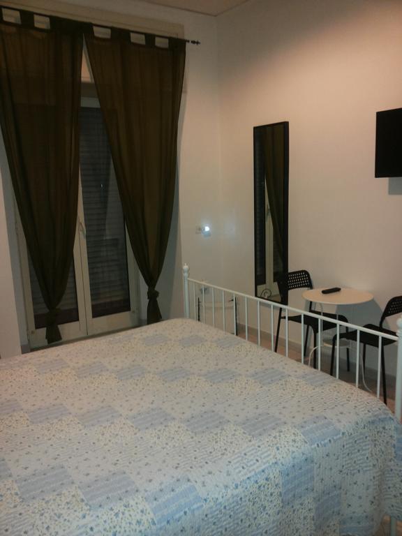 アンティカ ディモーラ ナポリズ Bed & Breakfast 部屋 写真